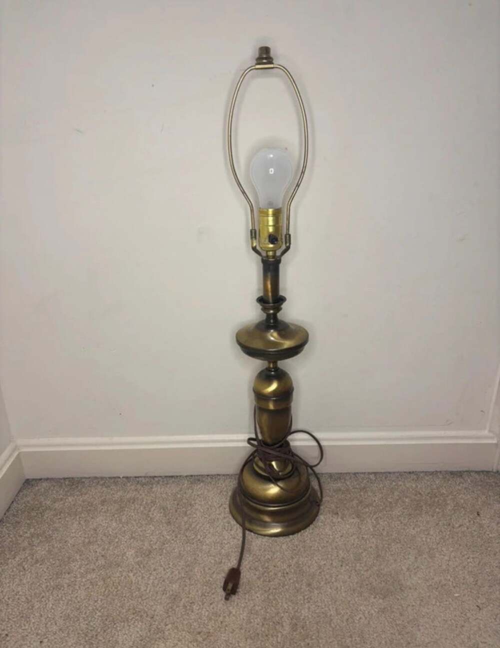 Vintage Brass Traditional Design Table Lamp